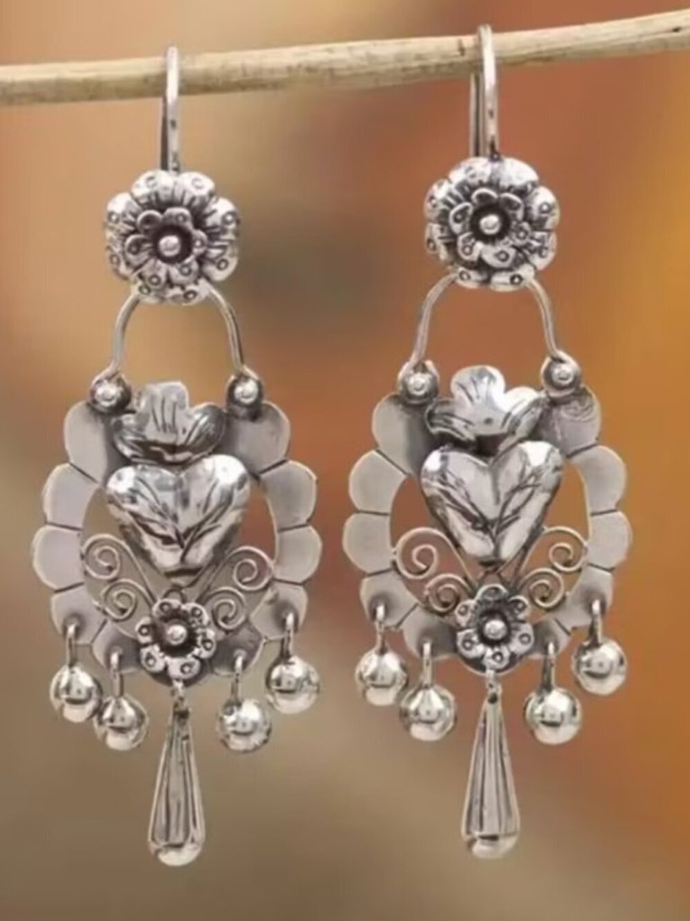 Bohemian National Wind Autumn Winter Pendant Tasseled Silvertone Earrings